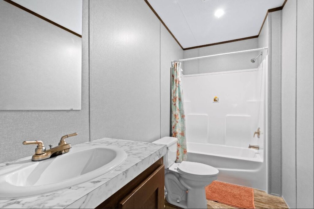 EISENHOWER GUEST BATHROOM CHEAP DOUBLE WIDE MOBILE HOME